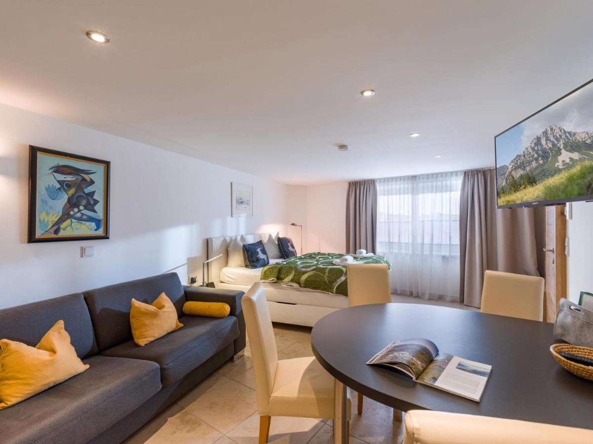 Apartment Trendguide By Alpine Host Helpers *