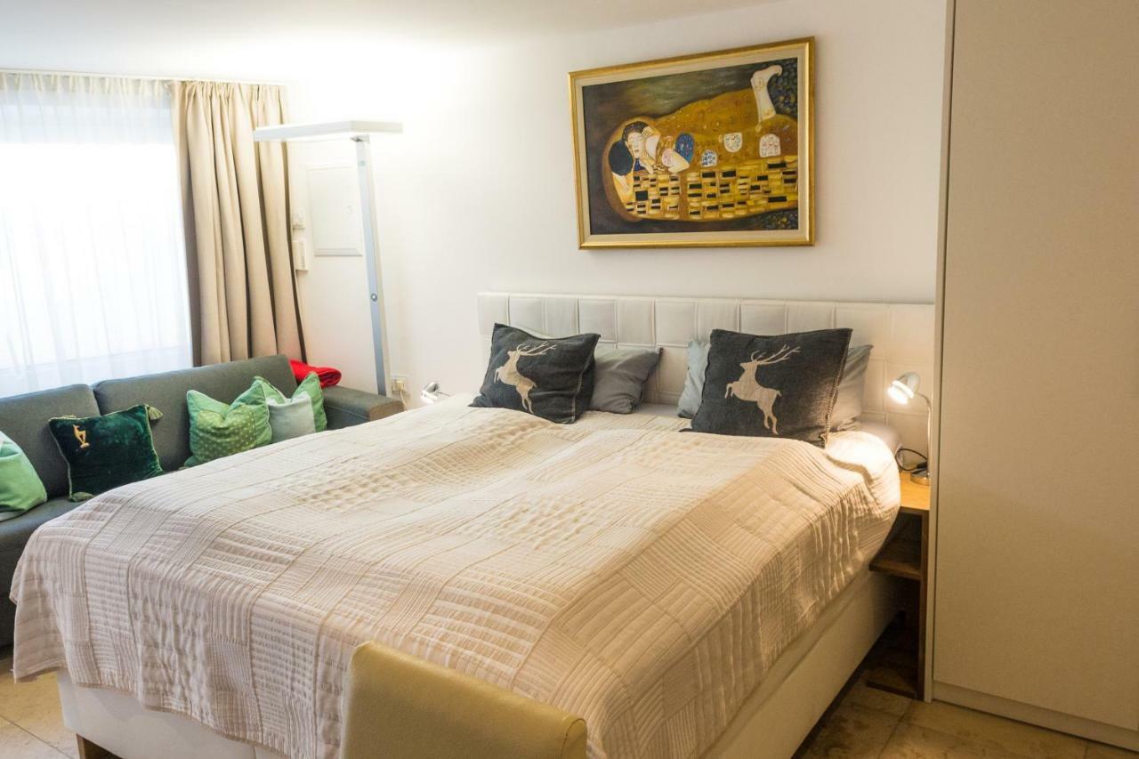 Apartment Trendguide By Alpine Host Helpers